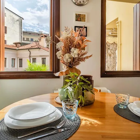 شقة Domus Civico 16