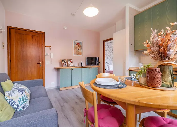 公寓 Domus Civico 16 *